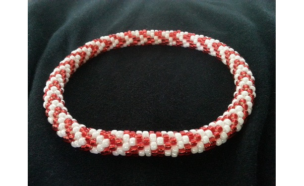 Zigzag Design Beaded Necklace for Dogs