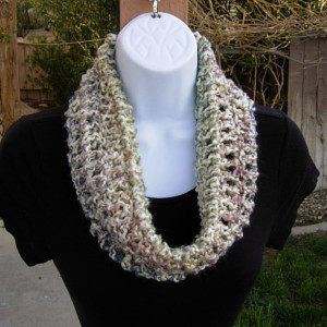 SUMMER COWL SCARF, Off White Purple Blue Pink Cream, Small Short Infinity Circle Loop, Soft Acrylic Crochet Knit Necklace, Ready to Ship in 2 Days