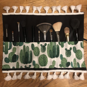 Cactus Green and Black Makeup Brush Roll Case with White Tassel Trim