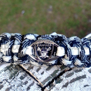 Oakland Raiders Paracord Bracelet