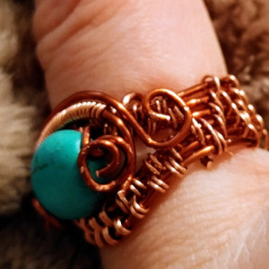 Intricate copper woven ring with turquoise accent US size 6