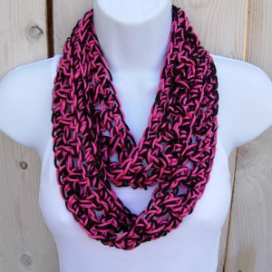 SUMMER SCARF Small Infinity Loop Cowl, Hot Pink & Black, Two Tone, Soft Handmade Crochet Knit Skinny Narrow Circle, Crocheted Necklace..Ready to Ship in 2 Days