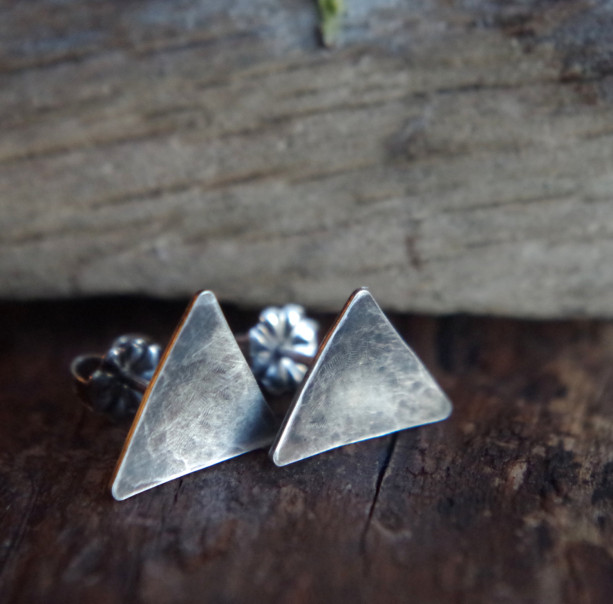 Small Sterling Silver triangle studs - Post earrings - Triangle earrings - Geometric silver earrings