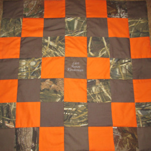 Brand New Handmade MOSSY OAK Camo Baby Quilt  (Embroidered Name Added Free)