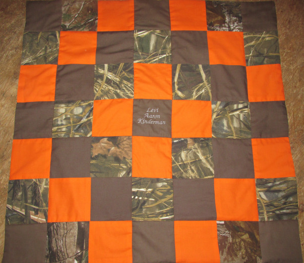 Brand New Handmade MOSSY OAK Camo Baby Quilt  (Embroidered Name Added Free)
