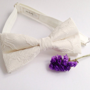 Ivory Bow Tie - Ivory Lace Bow Tie Wedding Bow Tie Groom Bow Tie Bridal bow Tie Bridal party Prom Groomsmen bow tie Baby Bow Tie - Baptism