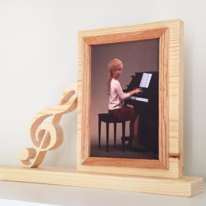 Personalized 5 x 7 Picture Frame with Carved Music Symbol, Customized Music Symbol Photo Frame
