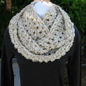 INFINITY SCARF Loop Cowl Ivory, Off White, Beige Long Thick Extra Soft Crochet Knit Circle Winter Wrap, Neck Warmer..Ready to Ship in 3 Days