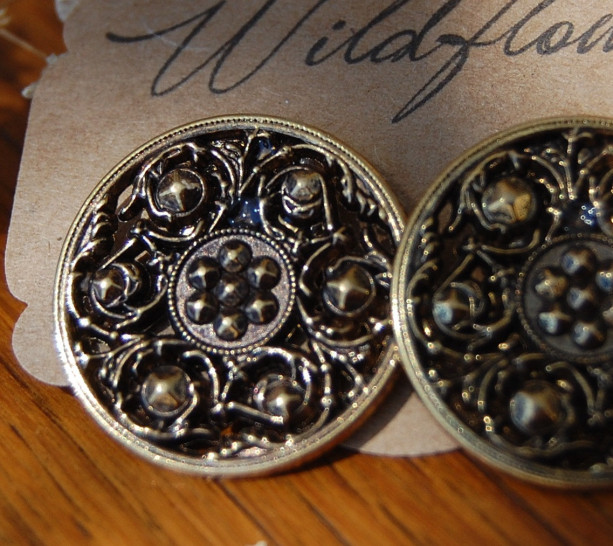 Metal Ornate Filigree Patterned Button Stud Earrings