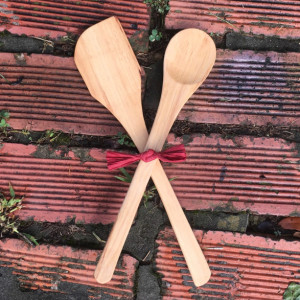 Wooden Spoon and Spatula Set - Pecan Wood - Right Handed