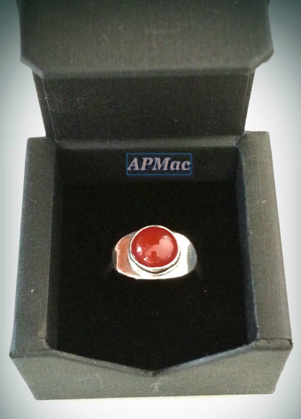 Delicious 10 mm round carnelian ring!