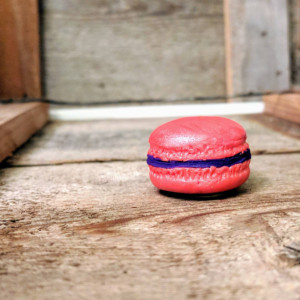 Macaroon Magnet • Macaroon Decor • Gift for Bakers • Friendship Gift • Cookie Decor •  Customizable • Heavy Duty • Strong Magnet • Realistic