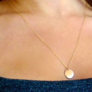 Simple gold disc necklace, 14k gold tag necklace, Delicate Disc Necklace, Dainty Gold Tag, little gold circle necklace, gold circle tag