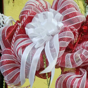 Christmas Holiday Candy Cane Elf Wreath Decoration