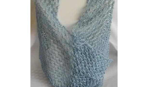 Lover's Knot Cowl in Delft Blue