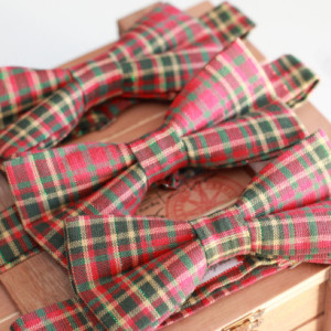 Christmas Bow Tie for Adults and Kids - Red and Green Plaid Bow Tie - Holiday Bow Tie - Ugly Sweater Party - Festive Bow Tie