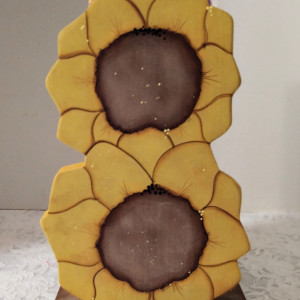 Paper Towel Holder Sunflower Décor Kitchen accent's Yellow & Brown  11" tall