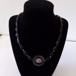 Mother of Pearl Shell and Black teardrop bead neaklace