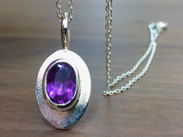 Amethyst Necklace. Oval Purple Amethyst Necklace. Amethyst Pendant. Handmade Amethyst Jewelry. Gifts under 100
