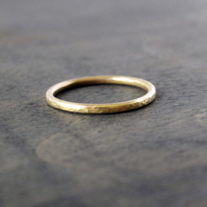 Hand Forged 14K Yellow Gold 1.5mm Ring COMFORT FIT Dapple Wedding Band