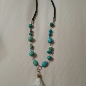 emerald bead necklace 