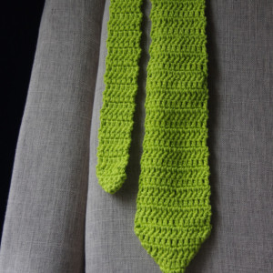 Men's Crocheted Necktie - A Classic with a Twist