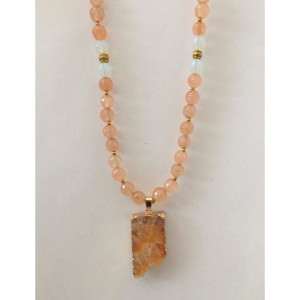 Gorgeous Peach Beaded Necklace, Druzy Pendant Necklace