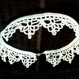 NeckLACE in Porcelain White (17") 