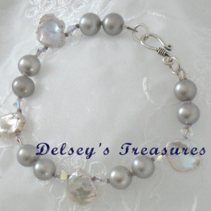 Elegant Beautiful Eclectic Keishi AAA 7.5mm Gray Freshwater Pearl knotted Swarovski Sterling Silver Bracelet