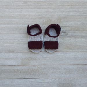Crochet sandals baby girl.