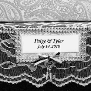 wedding card box,black white wedding,black white wedding invitations,black white wedding bouquet,black white wedding decor,card box slot