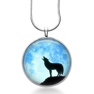 Wolf Silhouette Necklace - Wolf Howl Jewelry - Nature Pendant