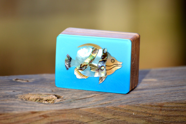 Natural Wood & Shell Gift Box