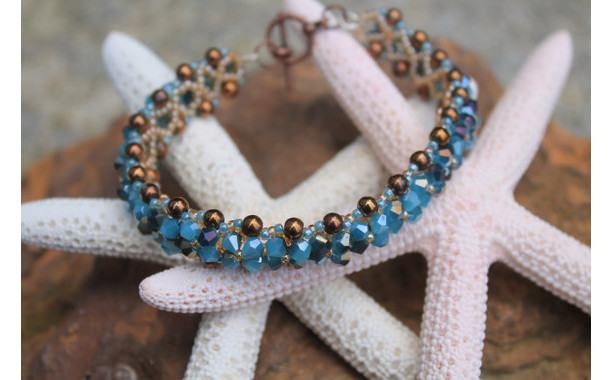 Handcrafted Jewelry - Swarvoski Flower Bracelet