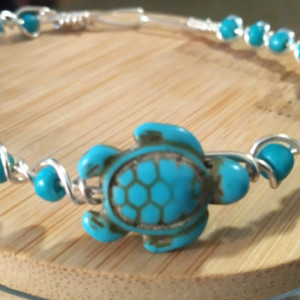Turquoise sea turtle bracelet