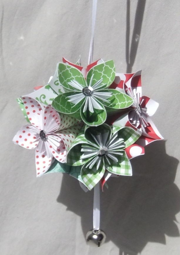 Large Joyful Origami Christmas Tree Ornament, Christmas Ball, Origmai Ornament, Christmas Decor, Flower Ball, Kusudama Ornament, Fan Pull