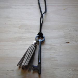 Key Necklace With Tassel
