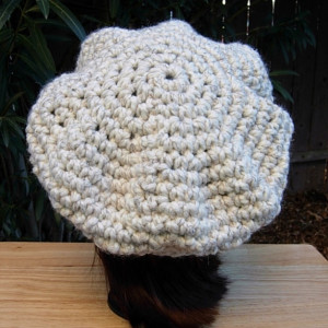 Off White Chunky Beret Cap, COLOR OPTIONS, Slouchy Hat, Thick Bulky Warm Winter Wool Blend Women's Crochet Knit Tam, Ready to Ship in 3 Days
