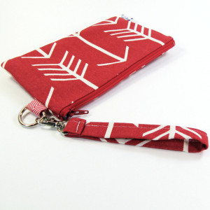 Medium Wristlet Zipper Pouch Clutch - Red Arrow