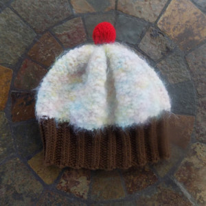 Toddler Knit Cupcake Hat - Coconut Gelato