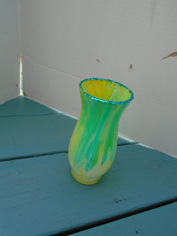 small accent vase