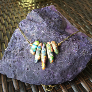 Multicolor bead necklace