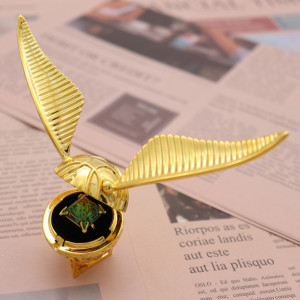 Flying Thief Ring Box Wings Rotatable Proposal Jewelry Box..(without ring)