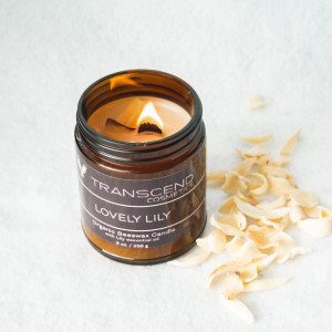 Lovely Lily Handmade Beeswax Candle 9 oz / Transcend Cosmetics