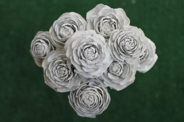 9 Customizable Hand-Painted Cedar Rose Pine Cone Flower Bouquet