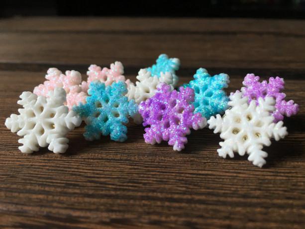 Glittery Snowflake Pushpins (set of 10), Purple Glitter, Pink Glitter, White glitter, Blue Glitter, Thumbtacks, Locker, Cubicle, cork board