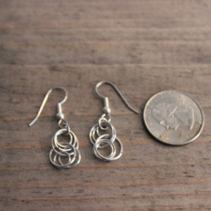 Chain Maille Earrings, Chain Mail Earrings, Aluminum Earrings, Interlocking Circle Earrings, Loop Earrings, Dangle Earrings