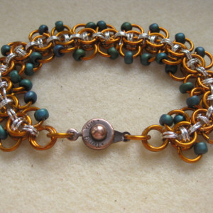 Chainmaille bracelet Gold aluminum, silver and green colors