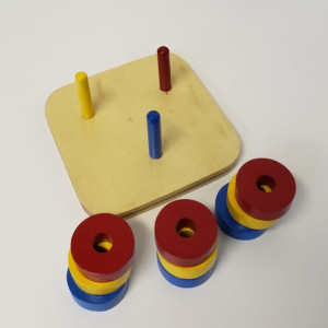 Montessori Colored Rings on Colored Vertical Dowel - CD101