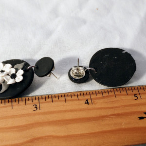 Black and White Polymer Floral Post-style dangle earrings